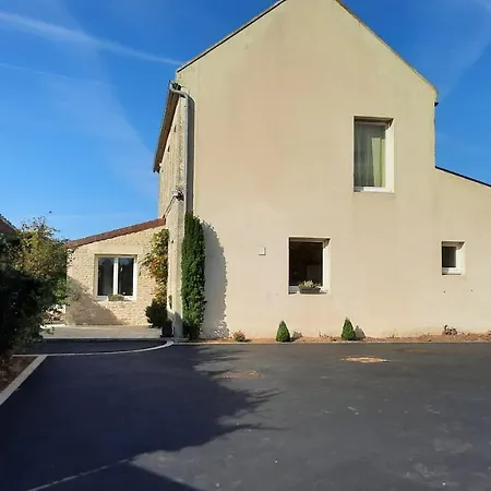 Gite Galets Et Bois Flottes Proche Mer Gold Beach Meuble De Tourisme 4 Etoiles Meuvaines Exterior photo